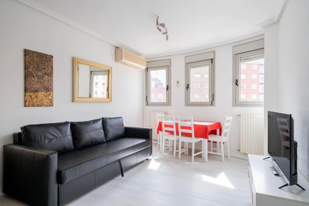 Cozy Family Apartment Tetuan/Estrecho B.M7 Madrid Exterior foto